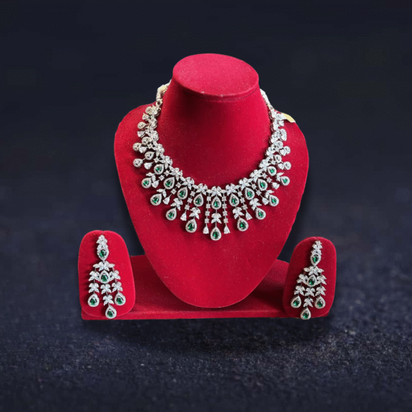 Green segment  Classic collection  Bridal collection  Ad jewellery